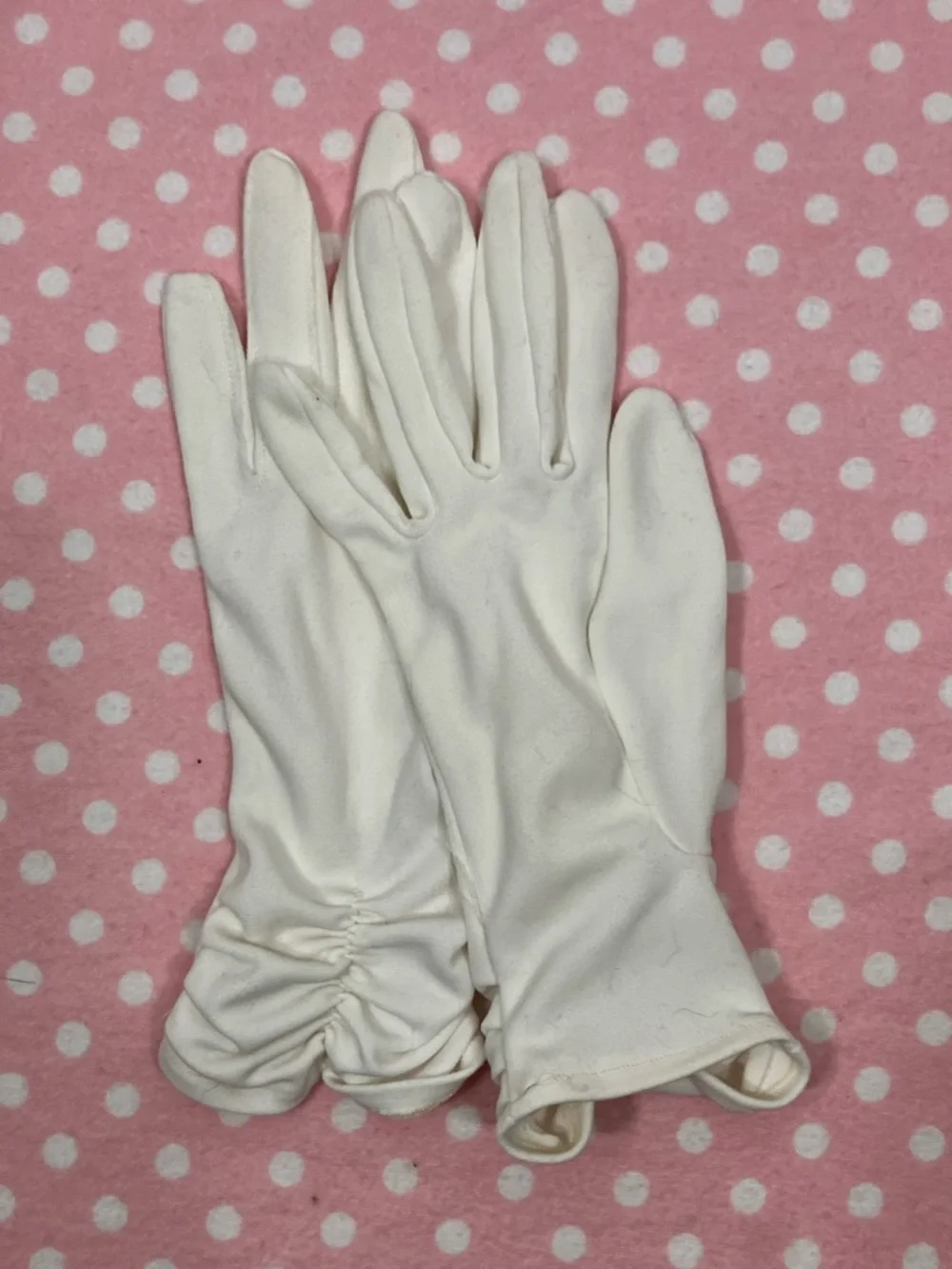 Vintage Ladies White Gloves 7